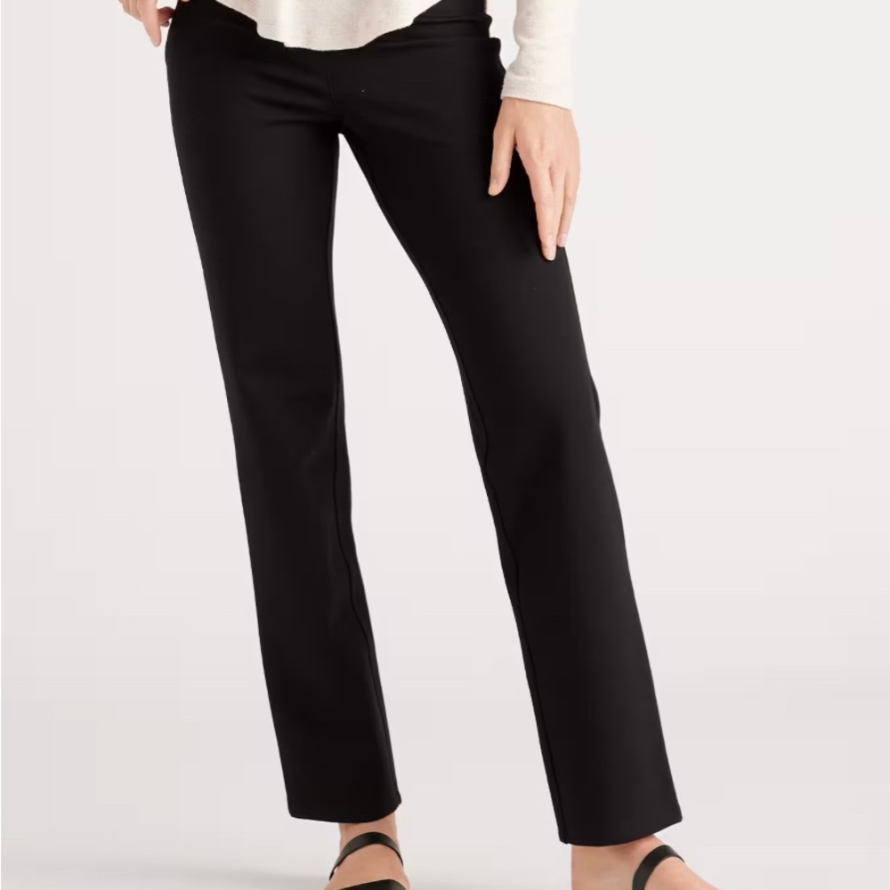 Quince Ultra Stretch Black Ankle Pants